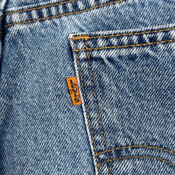 Vintage Levi's 550 Jean Short Cut Offs Orange Tab w/ Bleach Dyed Hem Women's 33 - Picture 4 of 9